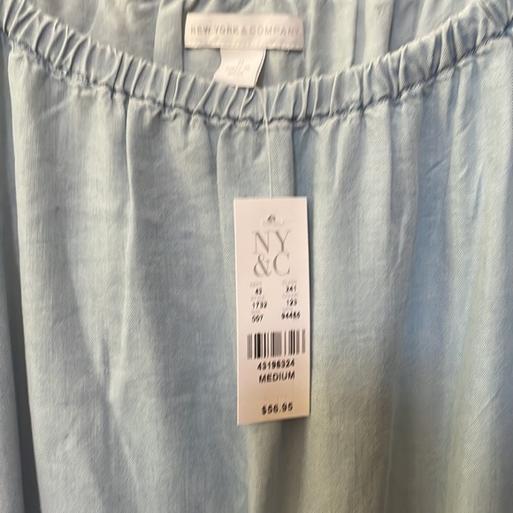 Blue - Picture 2 of 7